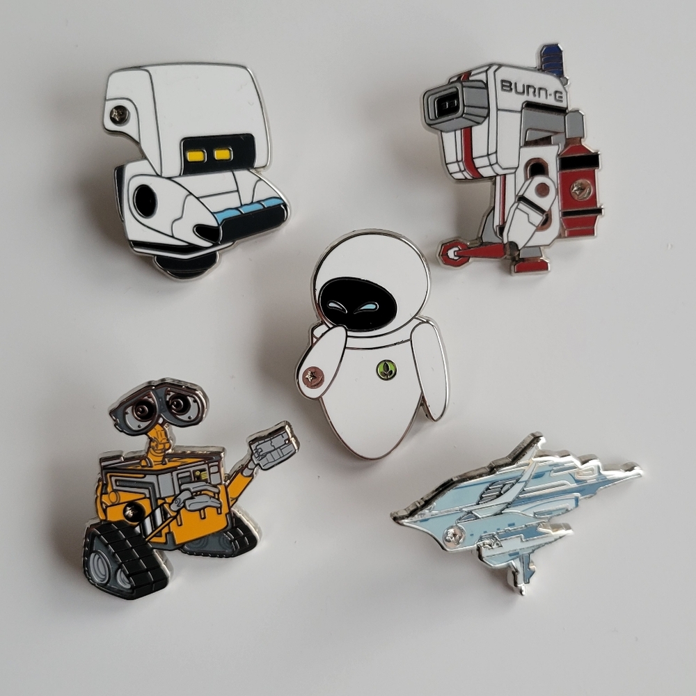 Wall-E Disney Pin Set!
